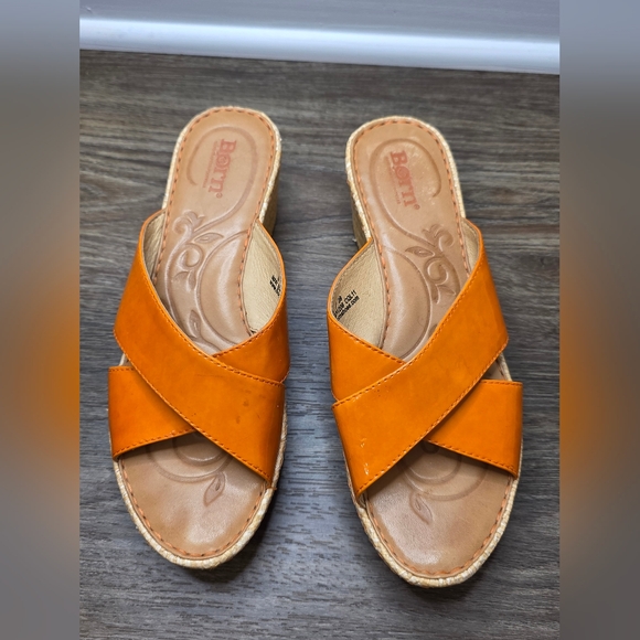 Born Orange Patent Leather Wedge Sandals Size 8 - Picture 2 of 10